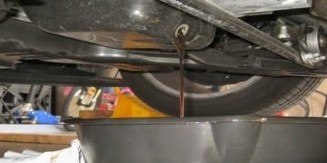 6 mẹo để giải phòng và tháo nút xả dầu (nút cacte) bị kẹt