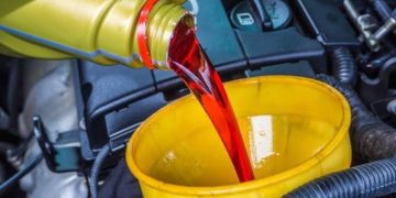 Nhận biết thời điểm cần thay dầu hộp số