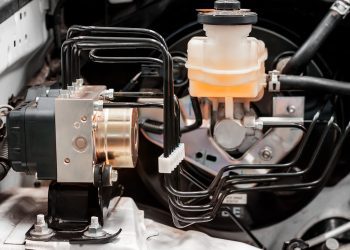 ABS là gì? Cơ bản Hệ Thống Chống Bó Cứng Phanh