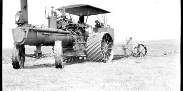 Lịch sử của ô tô chạy bằng hơi nước: Ai đã phát minh?