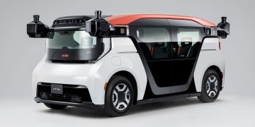 Cruise: Chân dung ‘Võ sĩ đường phố’ của làng xe tự hành